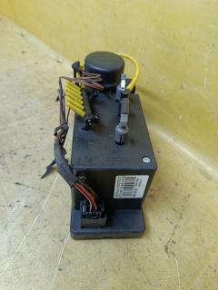 Компрессор центрального замка A2108000148 на Mercedes-Benz E-Class W210.053 104.945 Фото 4