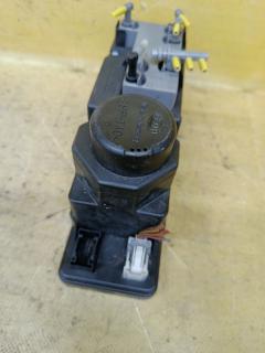 Компрессор центрального замка A2108001148 на Mercedes-Benz E-Class W210.037 111.970 Фото 4