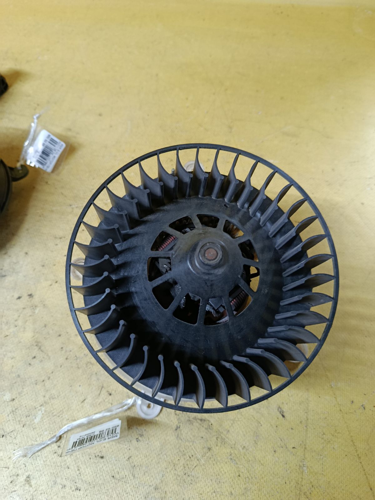 Мотор печки на Mercedes-Benz E-Class W210 Фото 2