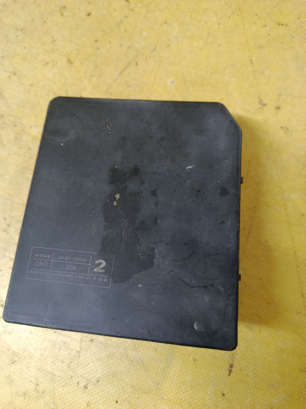 Блок предохранителей 284B7-ED03A на Nissan Tiida C11 HR16DE Фото 2