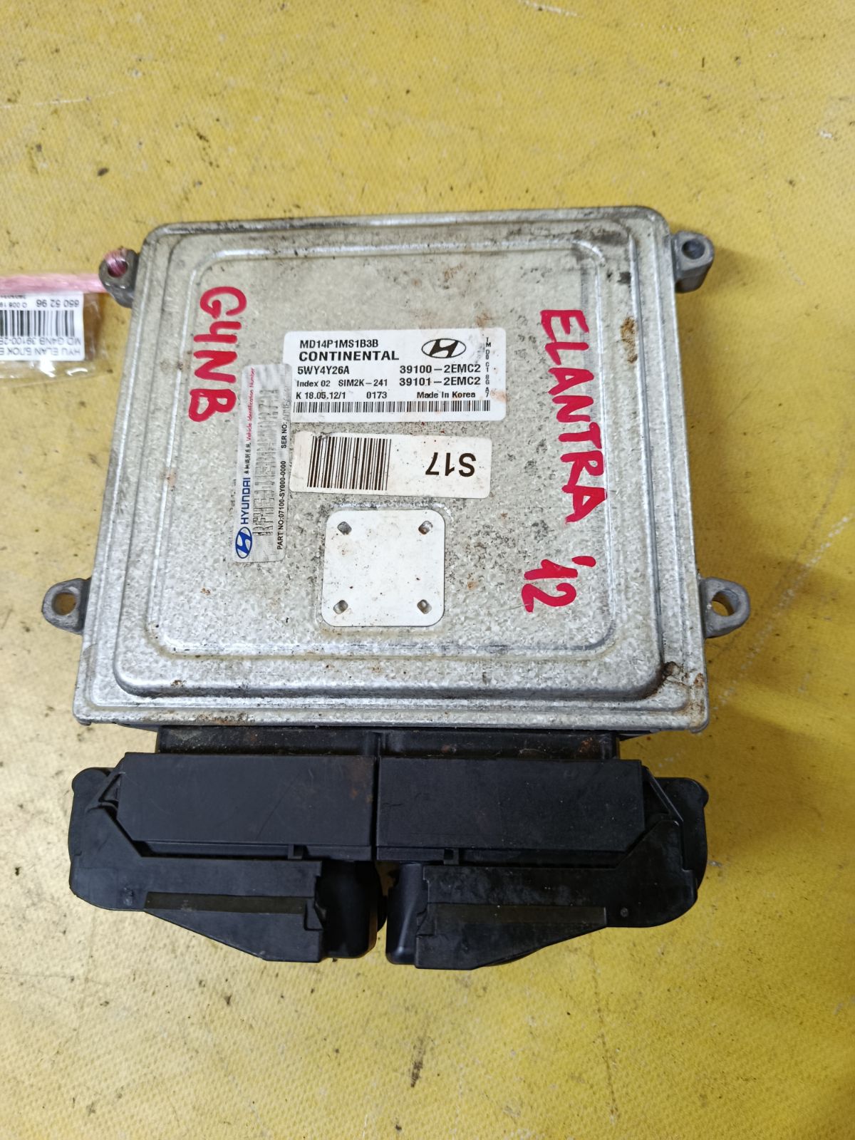 Блок EFI 39100-2EMC2 на Hyundai Elantra MD G4NB Фото 2