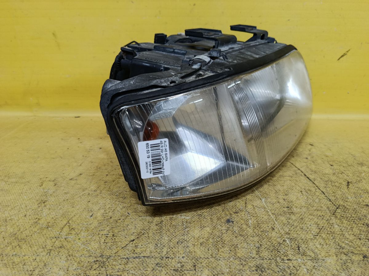 Фара на Audi A6 4B Фото 3