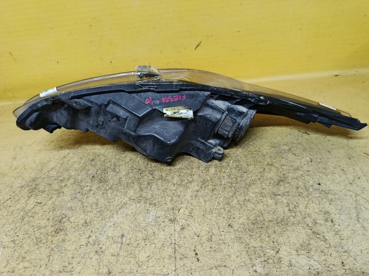 Фара 8A61-13W029-AH на Ford Fiesta 6 Фото 6