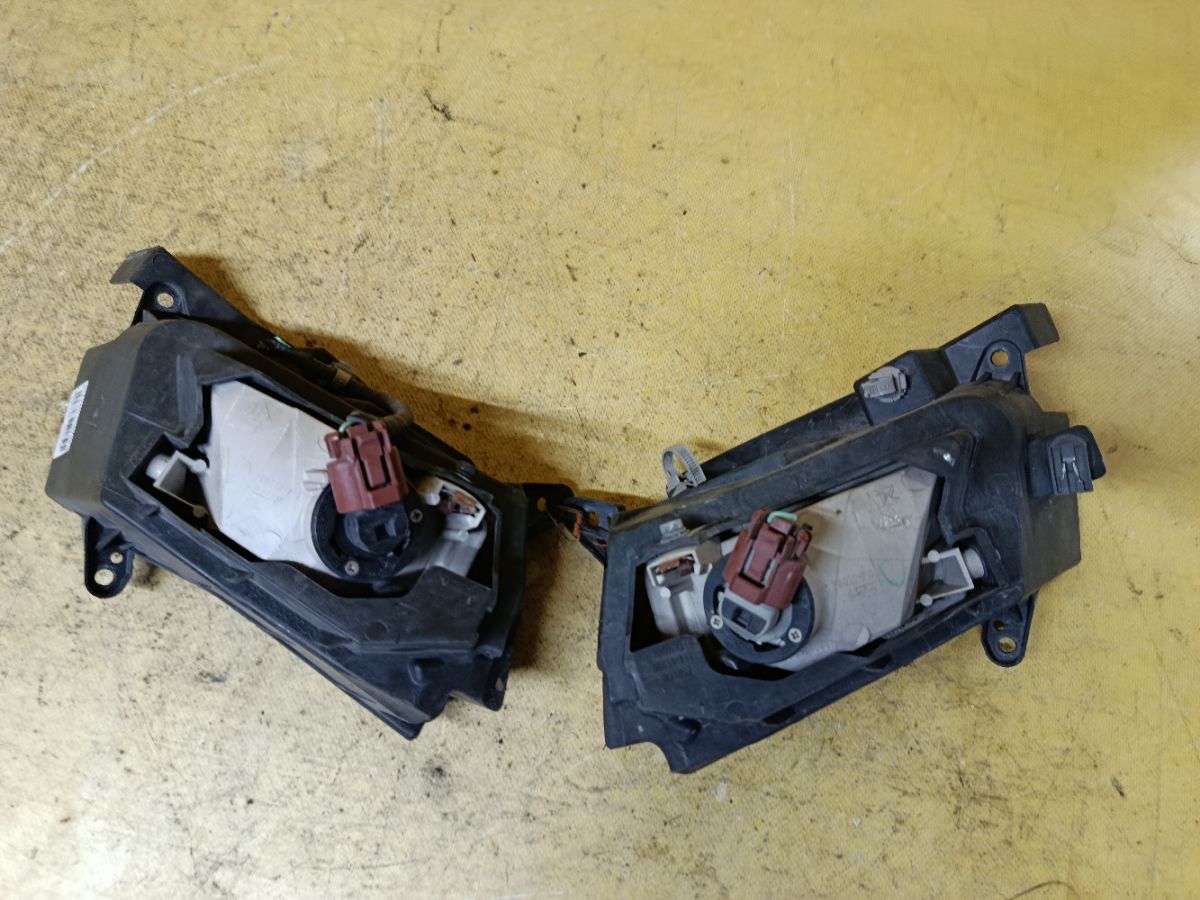 Туманка бамперная 114-41343 114-41343 на Mazda Axela BL5FP Фото 2