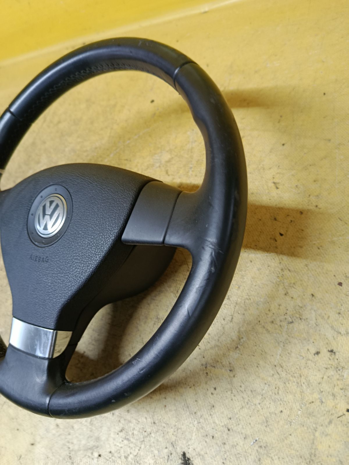 Руль на Volkswagen Tiguan 5N Фото 4