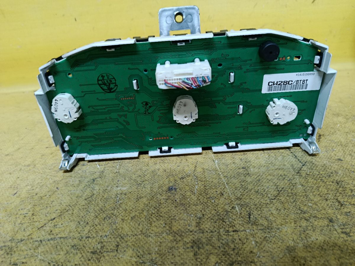 Спидометр на Nissan Tiida C11 HR16DE Фото 3