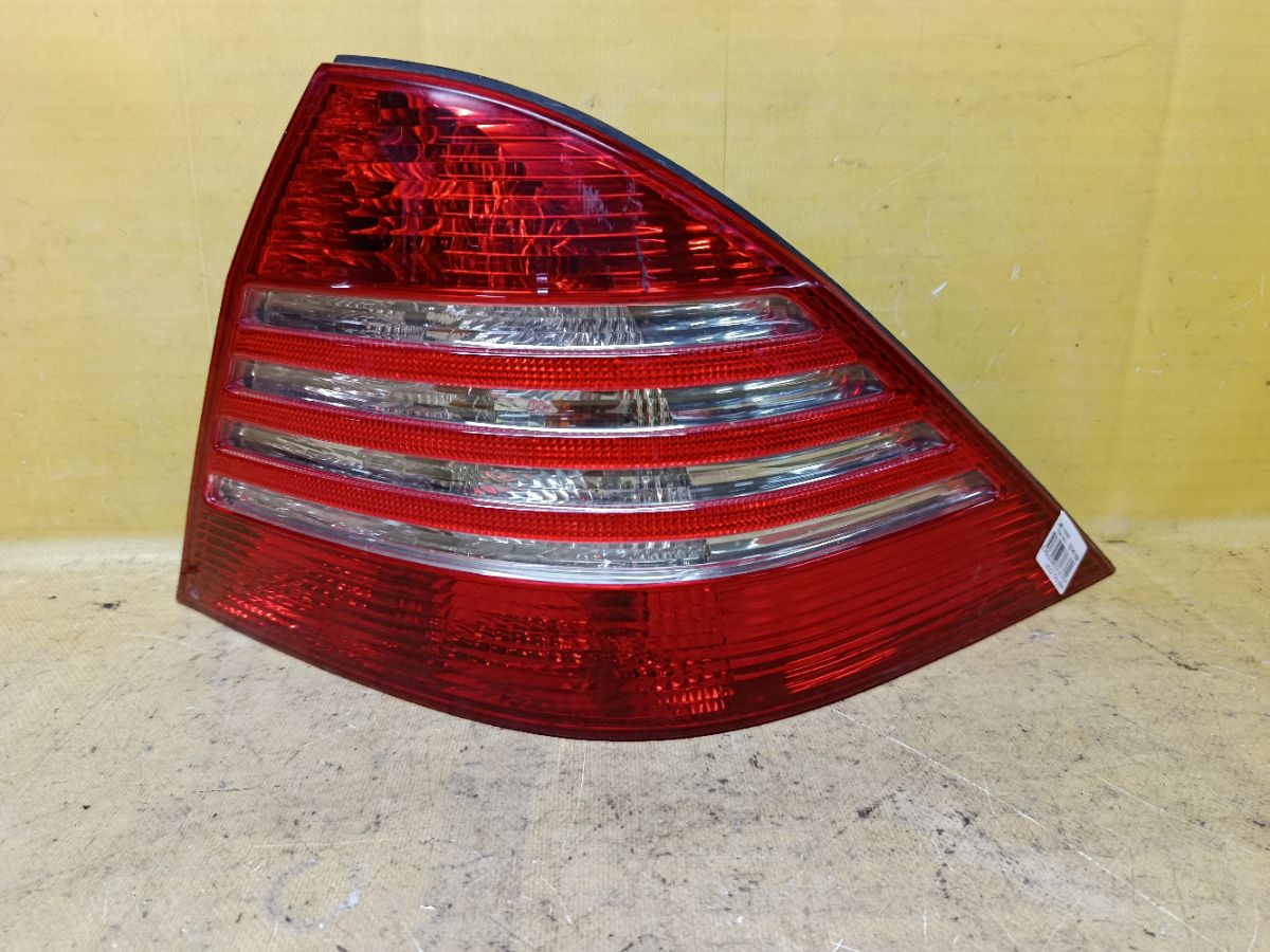 Стоп на Mercedes-Benz S-Class W220 Фото 1