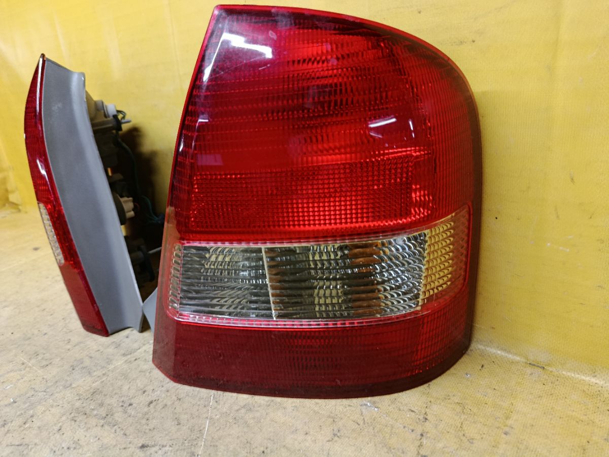 Стоп на Mazda Familia BJ5P Фото 2