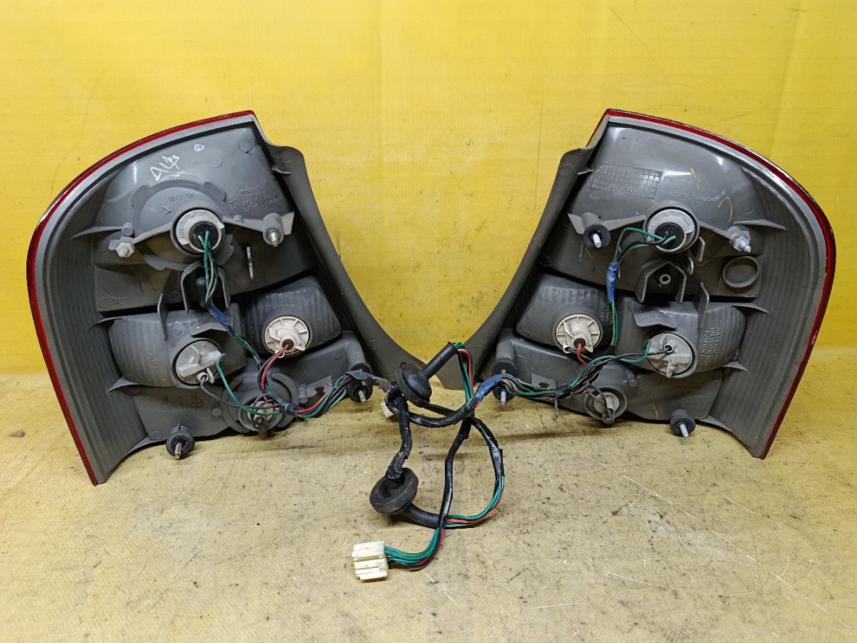 Стоп на Mazda Familia BJ5P Фото 4