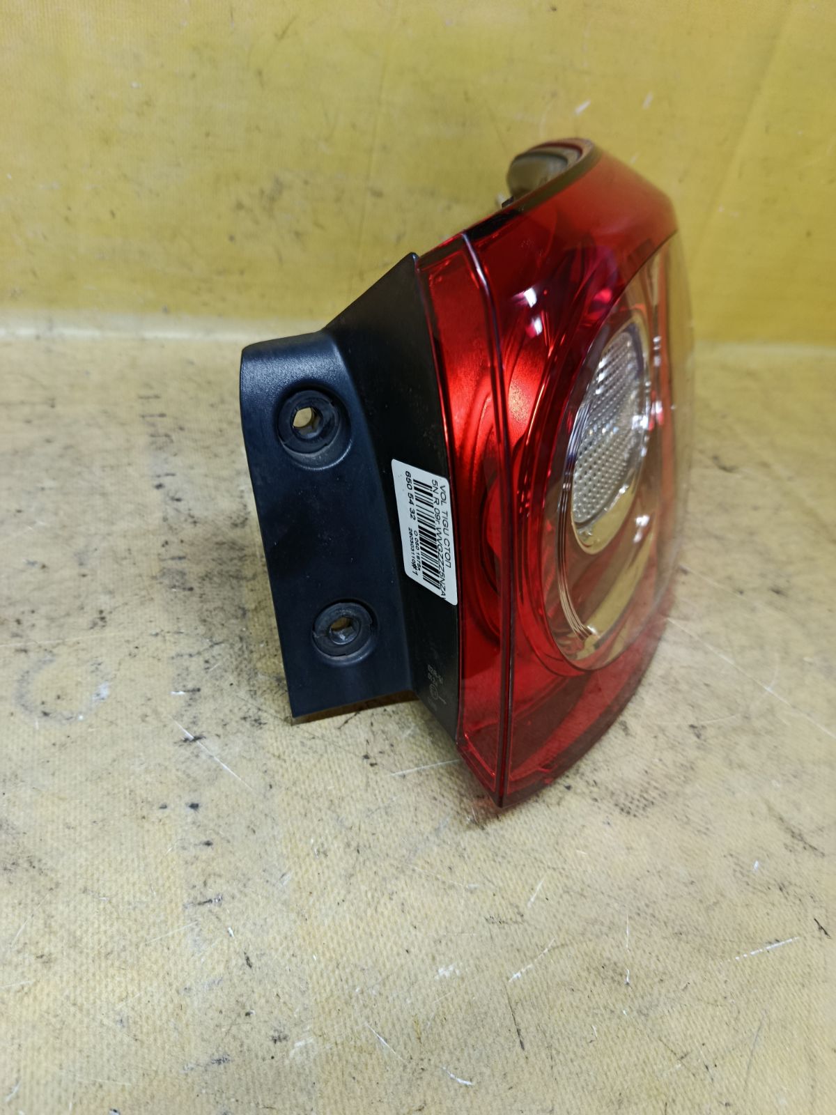 Стоп на Volkswagen Tiguan 5N Фото 3