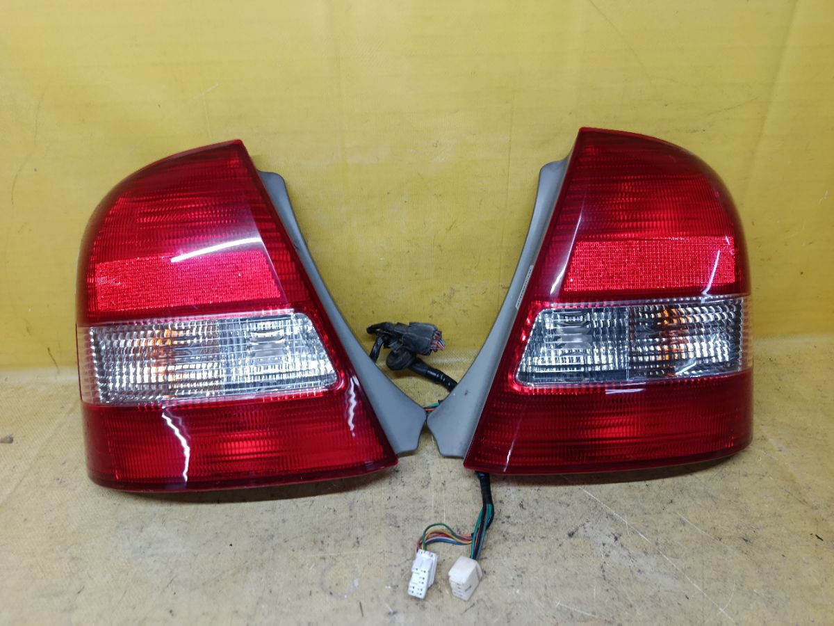 Стоп на Mazda Familia BJ5P Фото 1