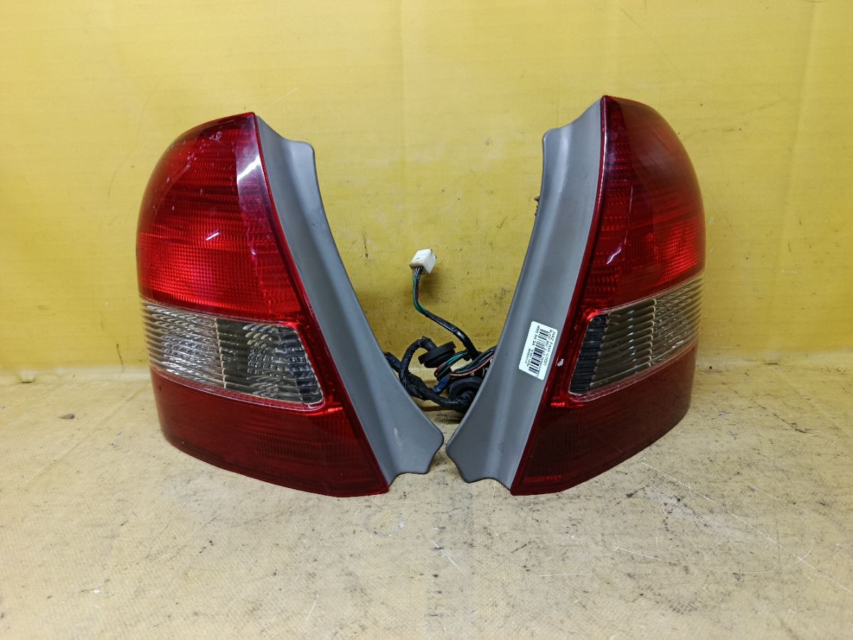 Стоп на Mazda Familia BJ5P Фото 1