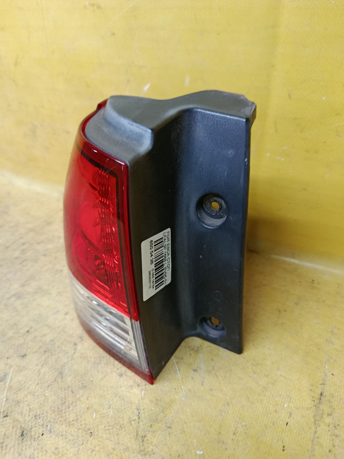 Стоп 1668 1668,EV95-51160 на Ford Escape LFAL3P Фото 3