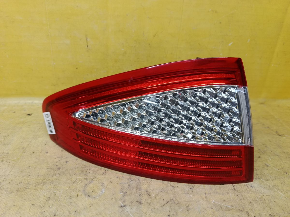 Стоп 7S71-13405-A на Ford Mondeo 4 Фото 1