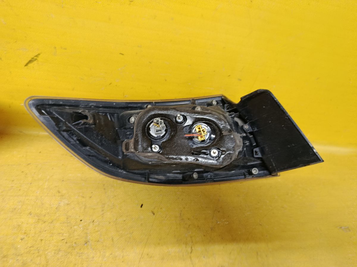 Стоп P8239 P8239 на Mazda Axela BL5FW Фото 9