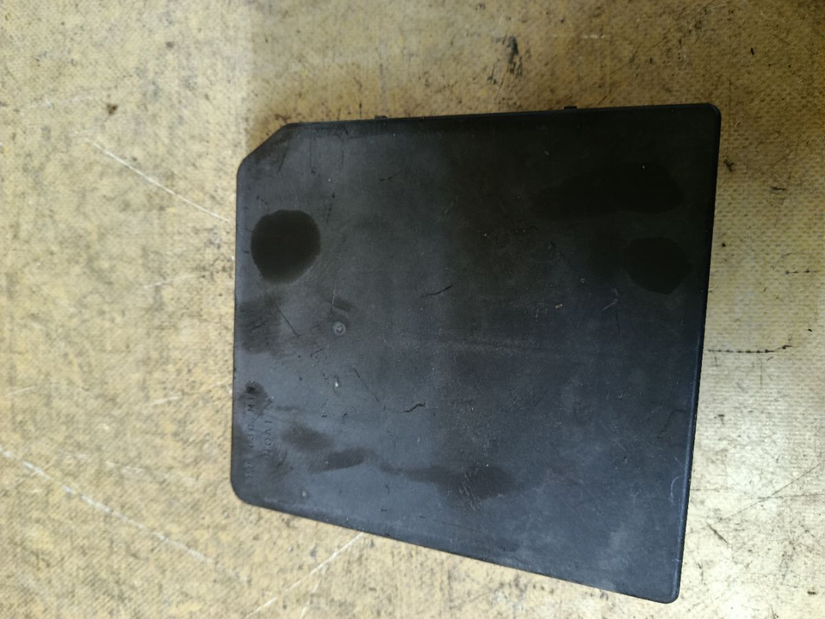 Блок предохранителей 248B7-ED02A на Nissan Tiida C11 HR15DE Фото 2