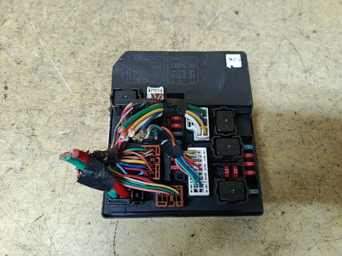 Блок предохранителей 248B7-ED03A на Nissan Tiida C11 HR15DE Фото 1