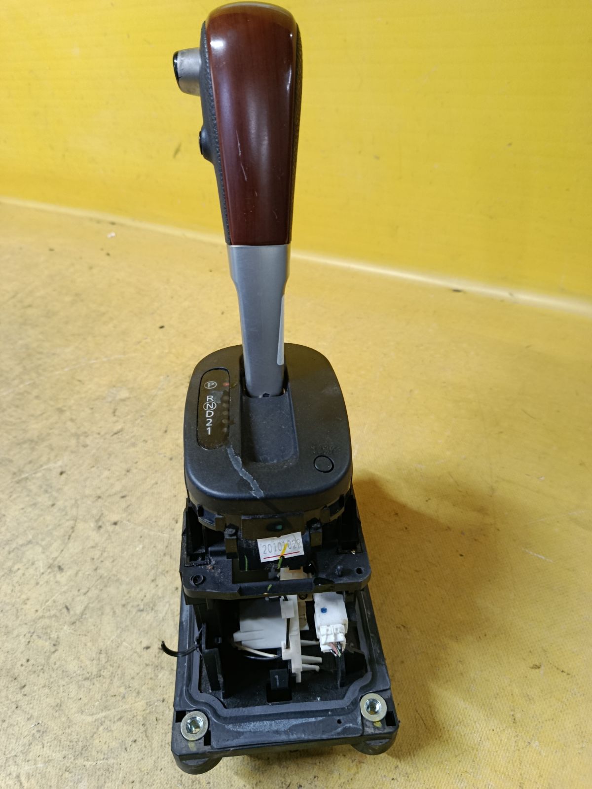 Ручка КПП на Nissan Tiida C11 Фото 2