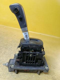 Ручка КПП на Nissan Tiida C11