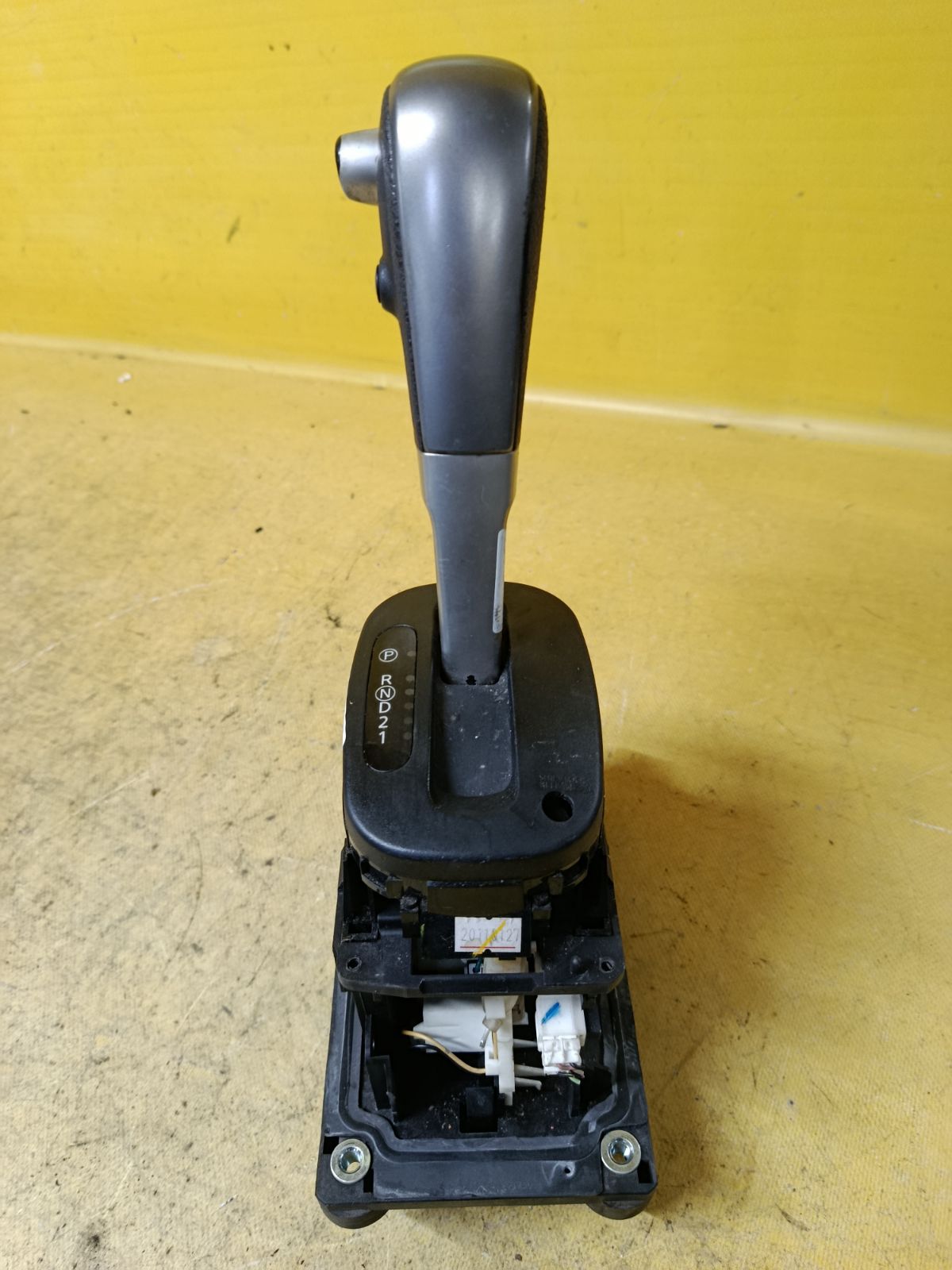 Ручка КПП на Nissan Tiida C11 Фото 2