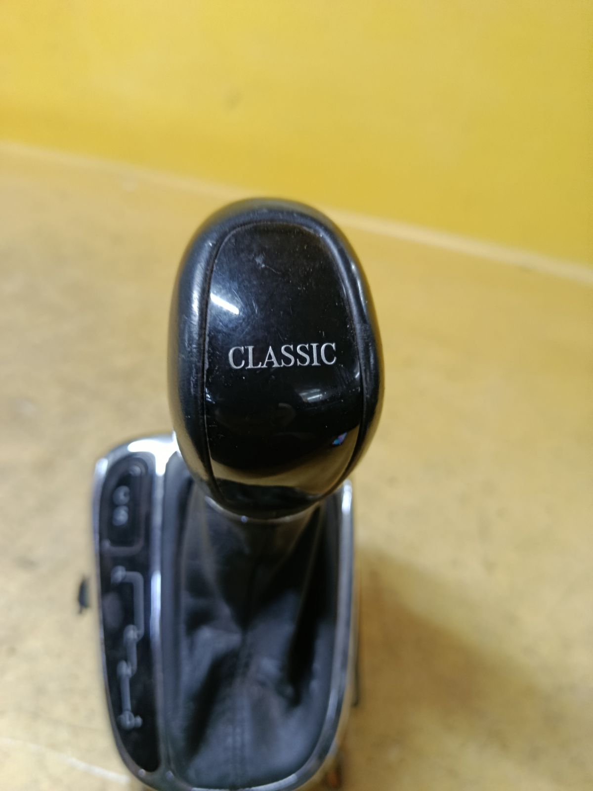 Ручка КПП A2032675824 на Mercedes-Benz C-Class W203.042 Фото 4