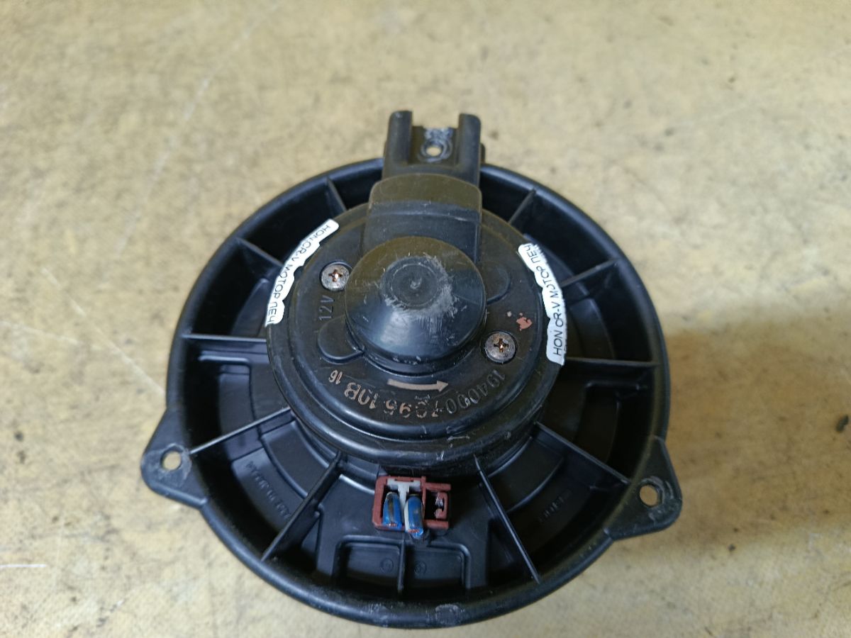 Мотор печки на Honda Cr-V RD1 Фото 1