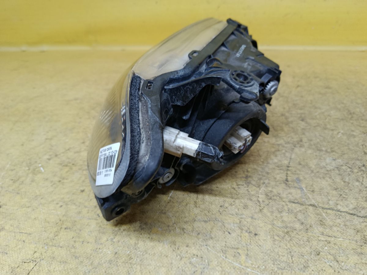 Фара P1364 P1364 на Mazda Familia BJ5P Фото 4