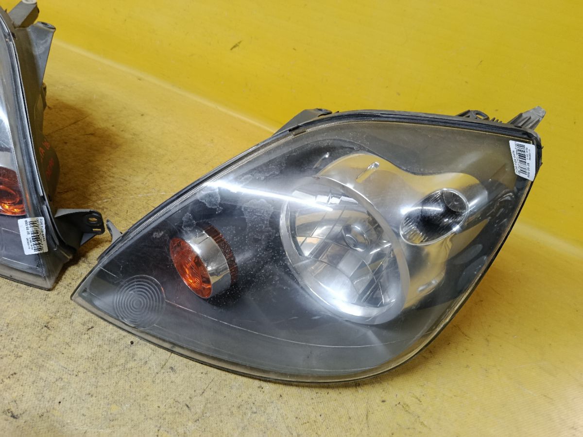 Фара на Ford Fiesta 5 Фото 2