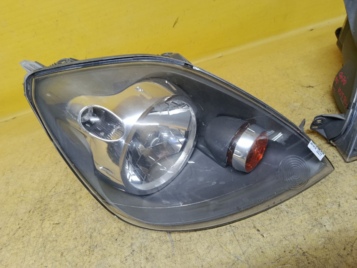 Фара на Ford Fiesta 5 Фото 3