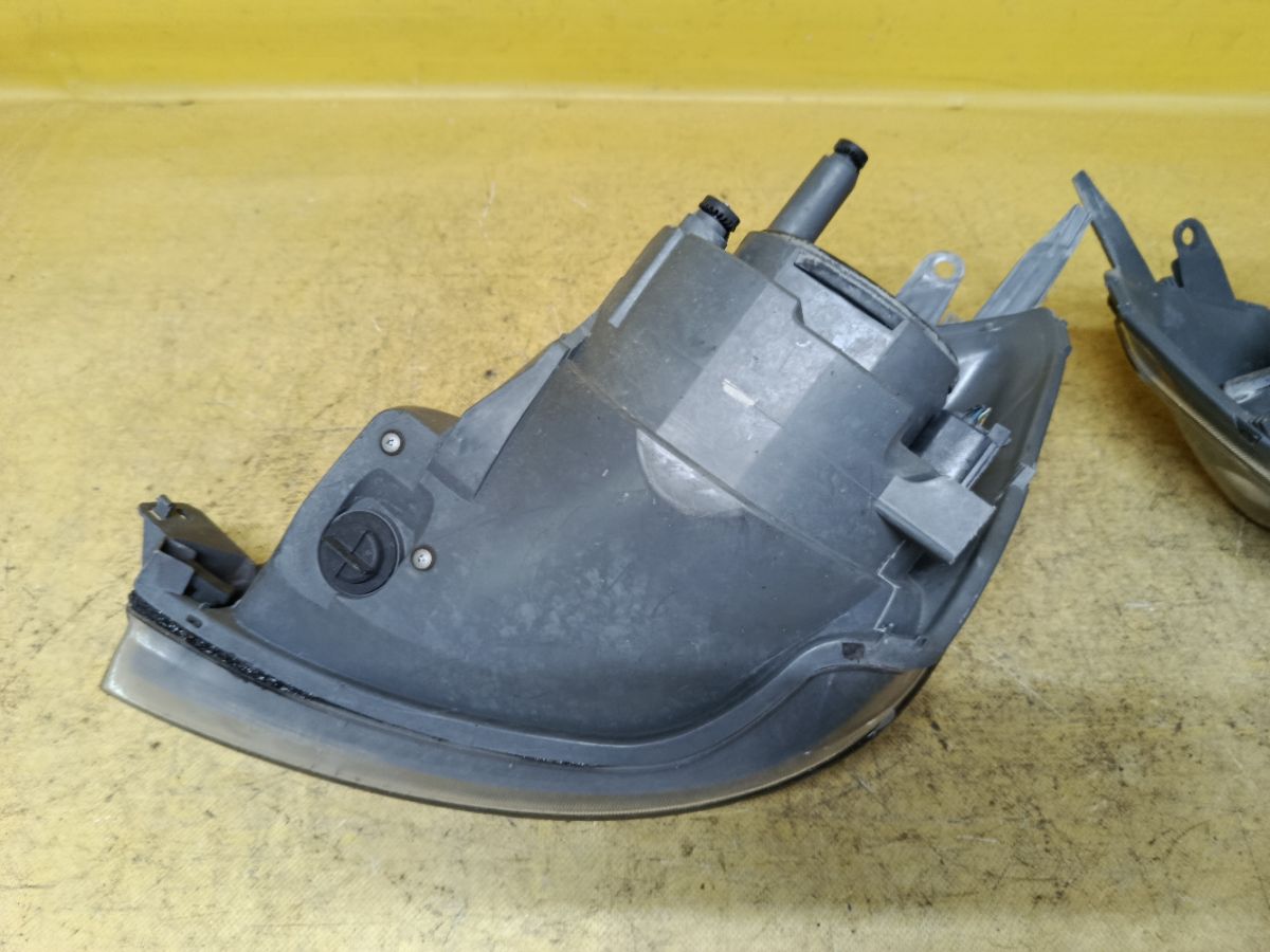 Фара на Ford Fiesta 5 Фото 7