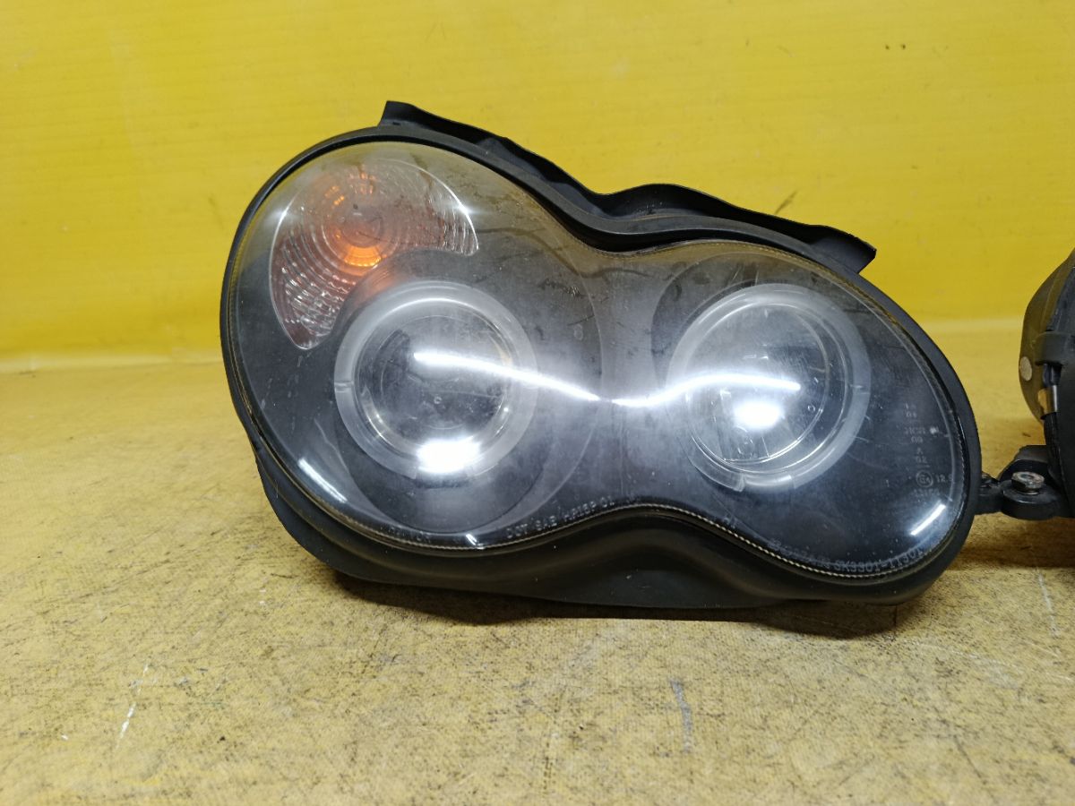 Фара на Mercedes-Benz C-Class W203.065 Фото 5