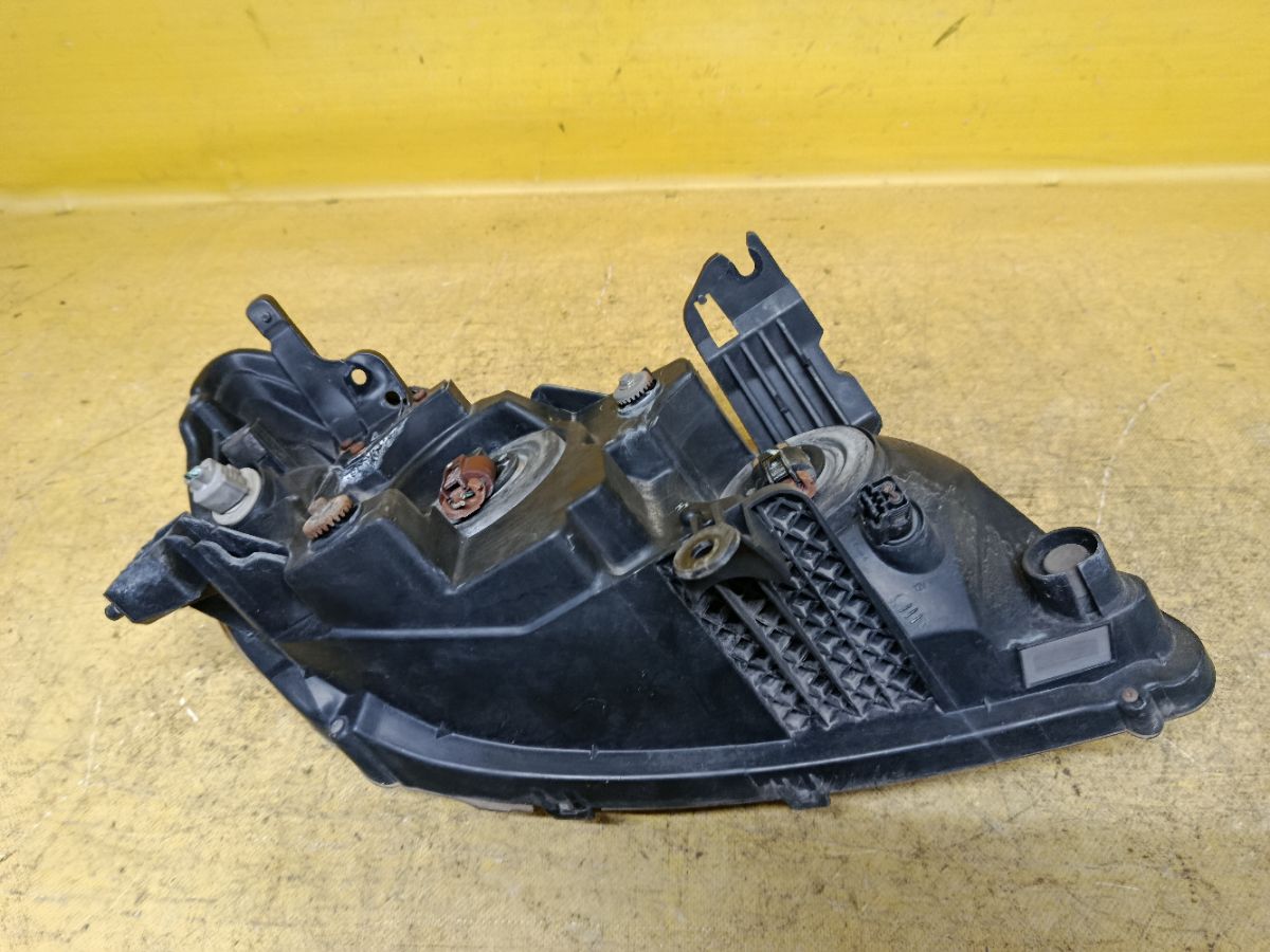 Фара EW19-51040 на Ford Escape LFAL3P Фото 8