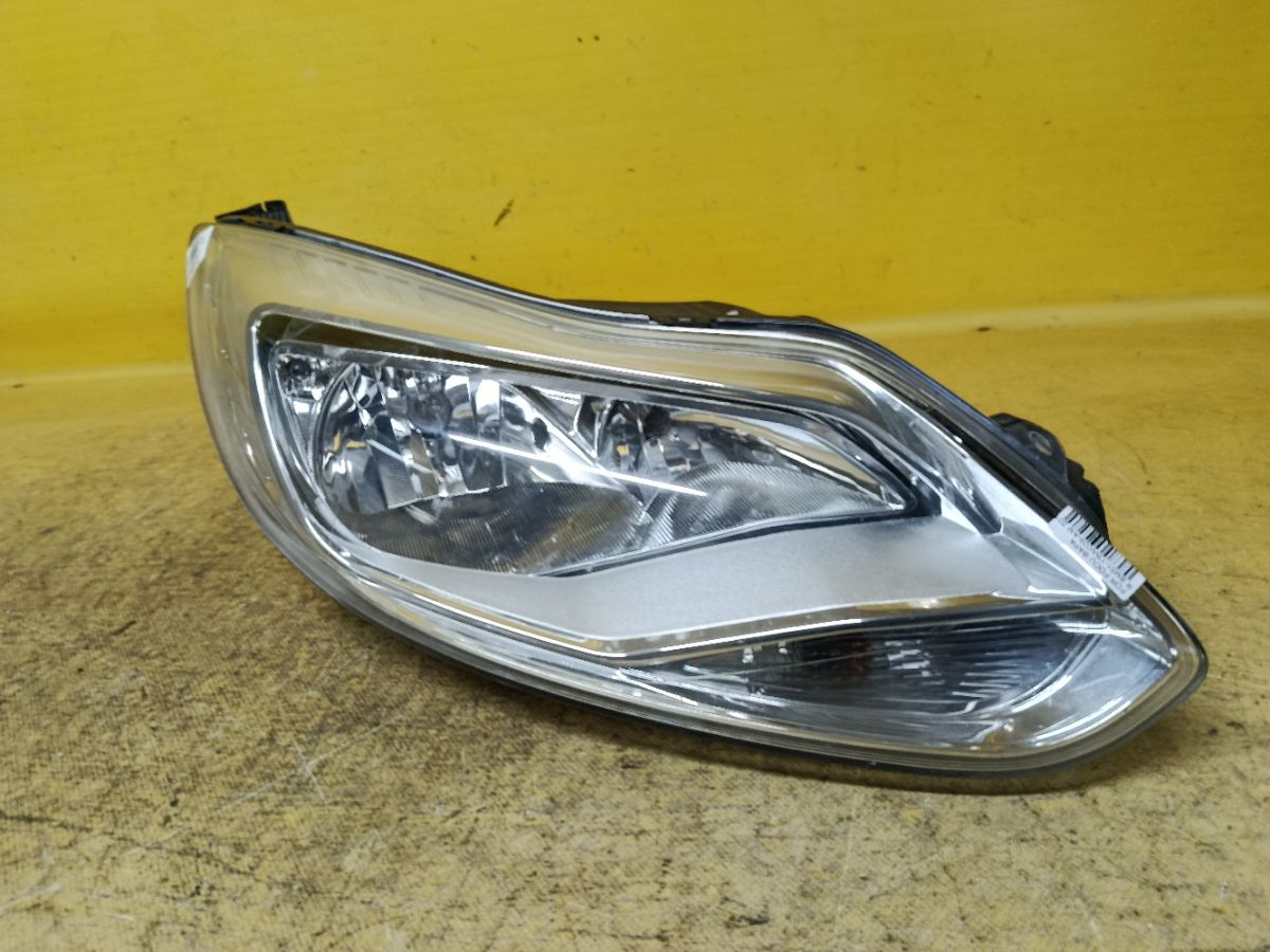 Фара BM51-13W029-AM на Ford Focus 3 Фото 1