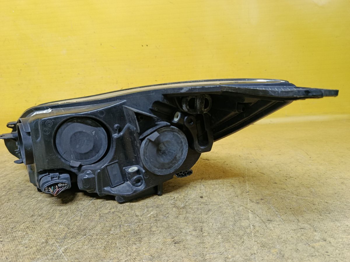 Фара BM51-13W029-AM на Ford Focus 3 Фото 3