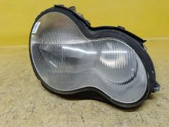 Фара на Mercedes-Benz C-Class W203 A2038200261, Правое расположение