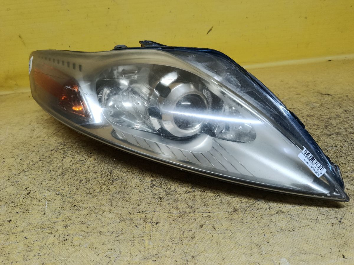 Фара на Ford Mondeo 4 Фото 1