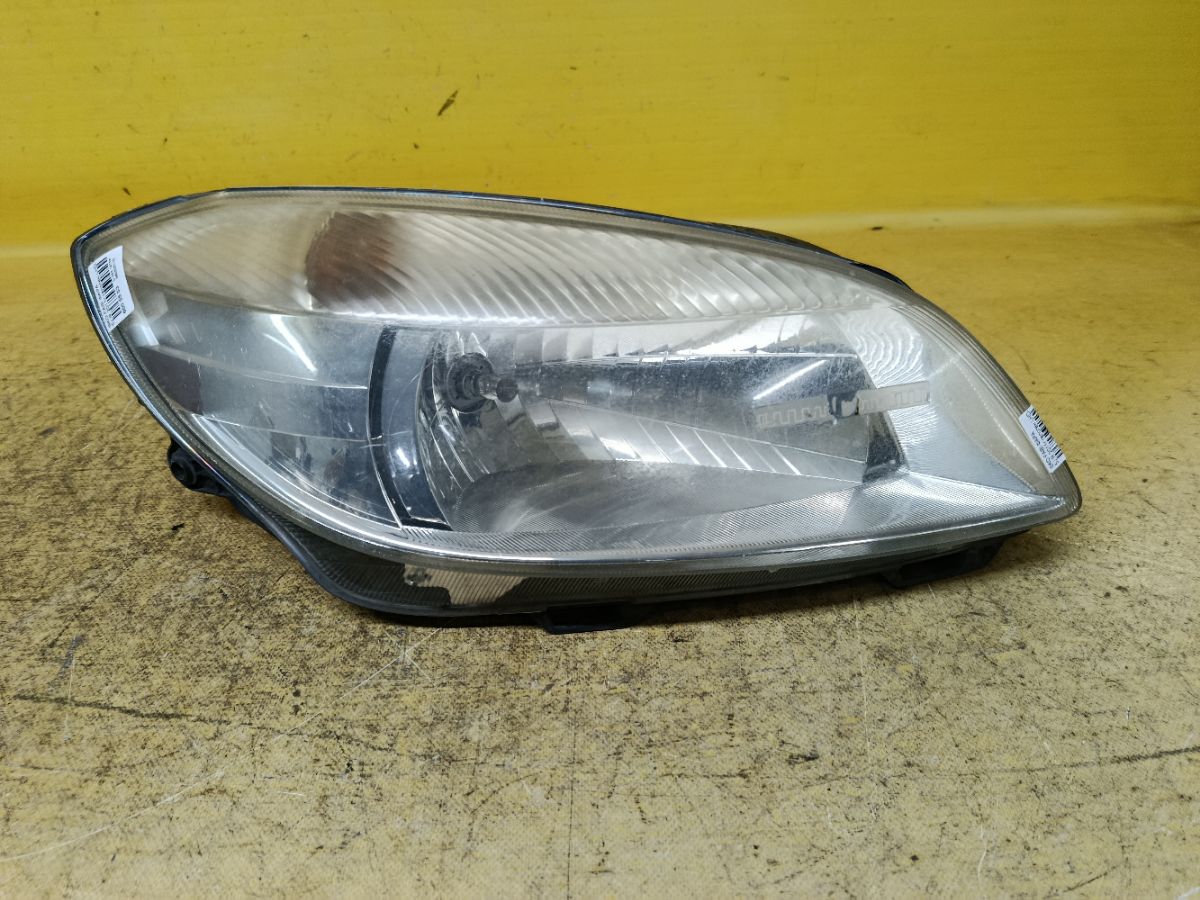 Фара на Skoda Fabia 5J Фото 2