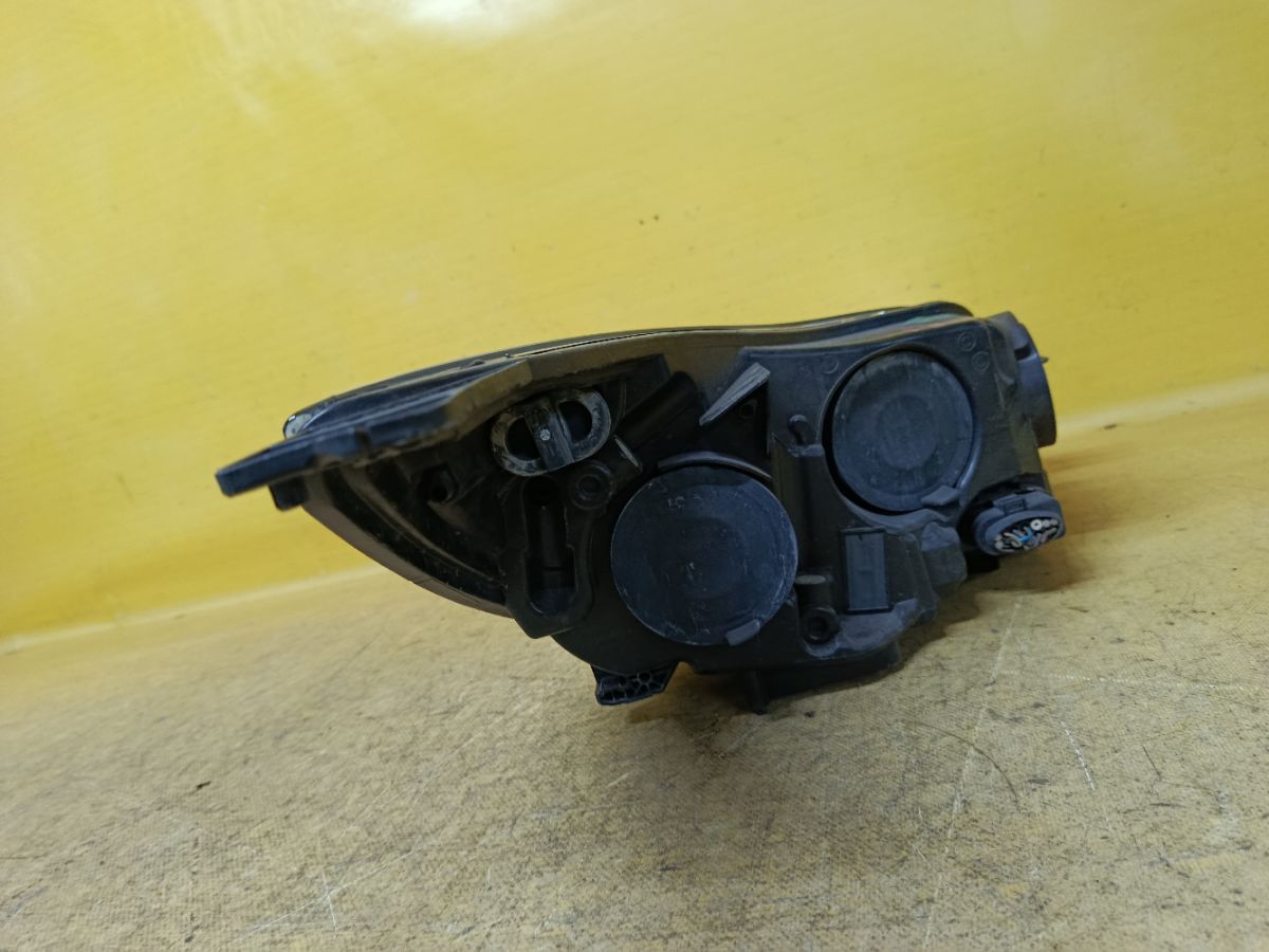 Фара BM51-13W030-AM на Ford Focus 3 Фото 3