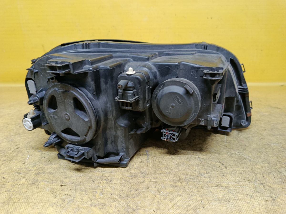 Фара 30698813 на Volvo Xc90 CZ Фото 5