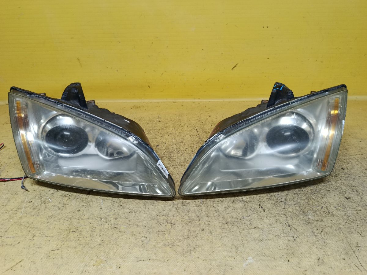 Фара на Ford Focus 2 Фото 1