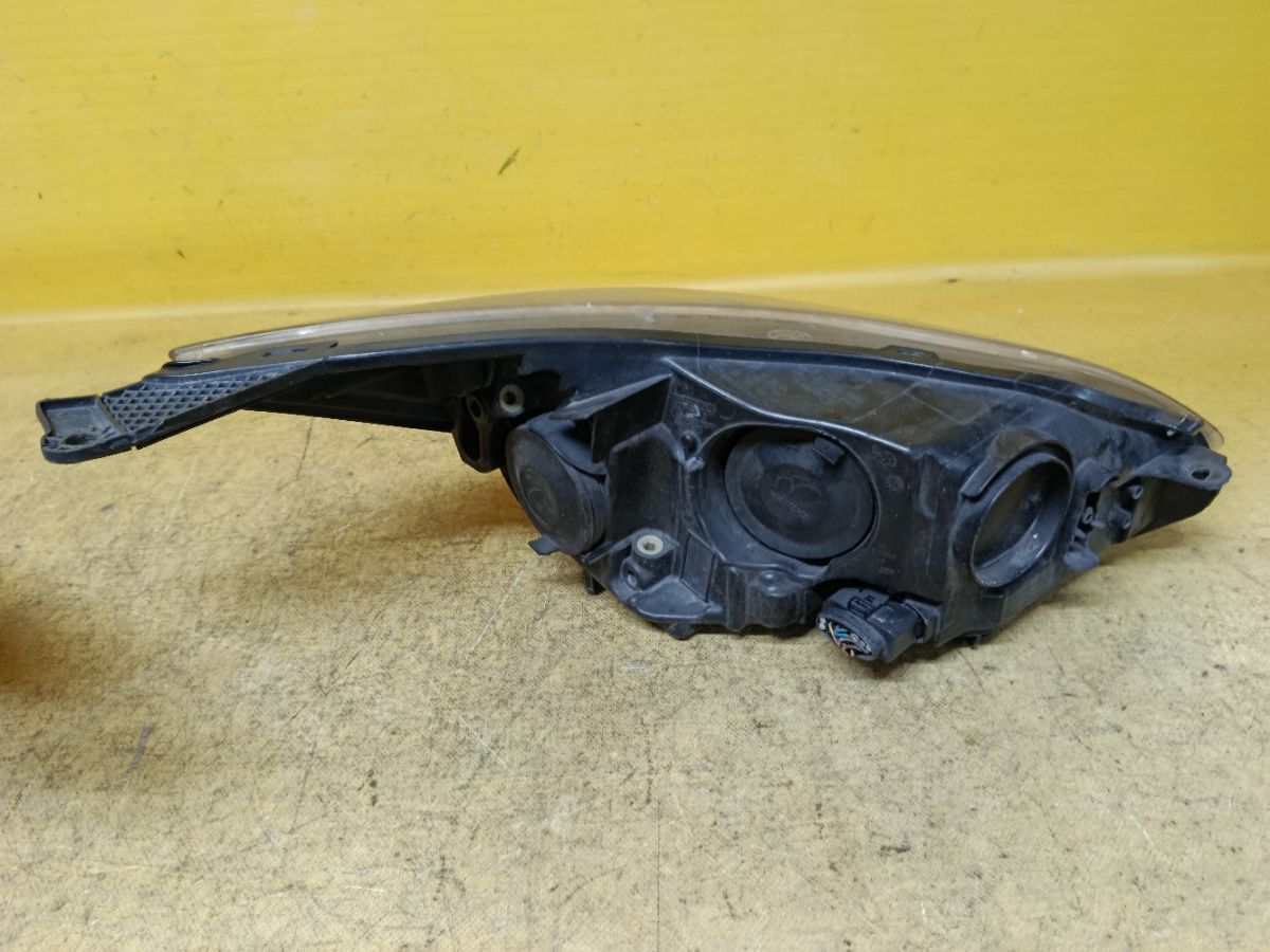 Фара на Ford Focus 3 Фото 6