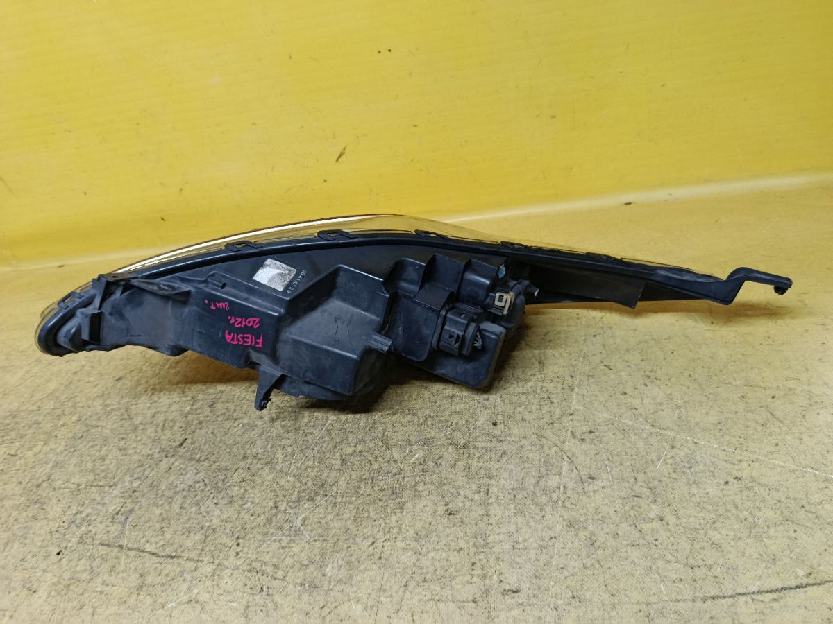 Фара AA69-13W029, AA69-13W030 на Ford Fiesta 6 Фото 10