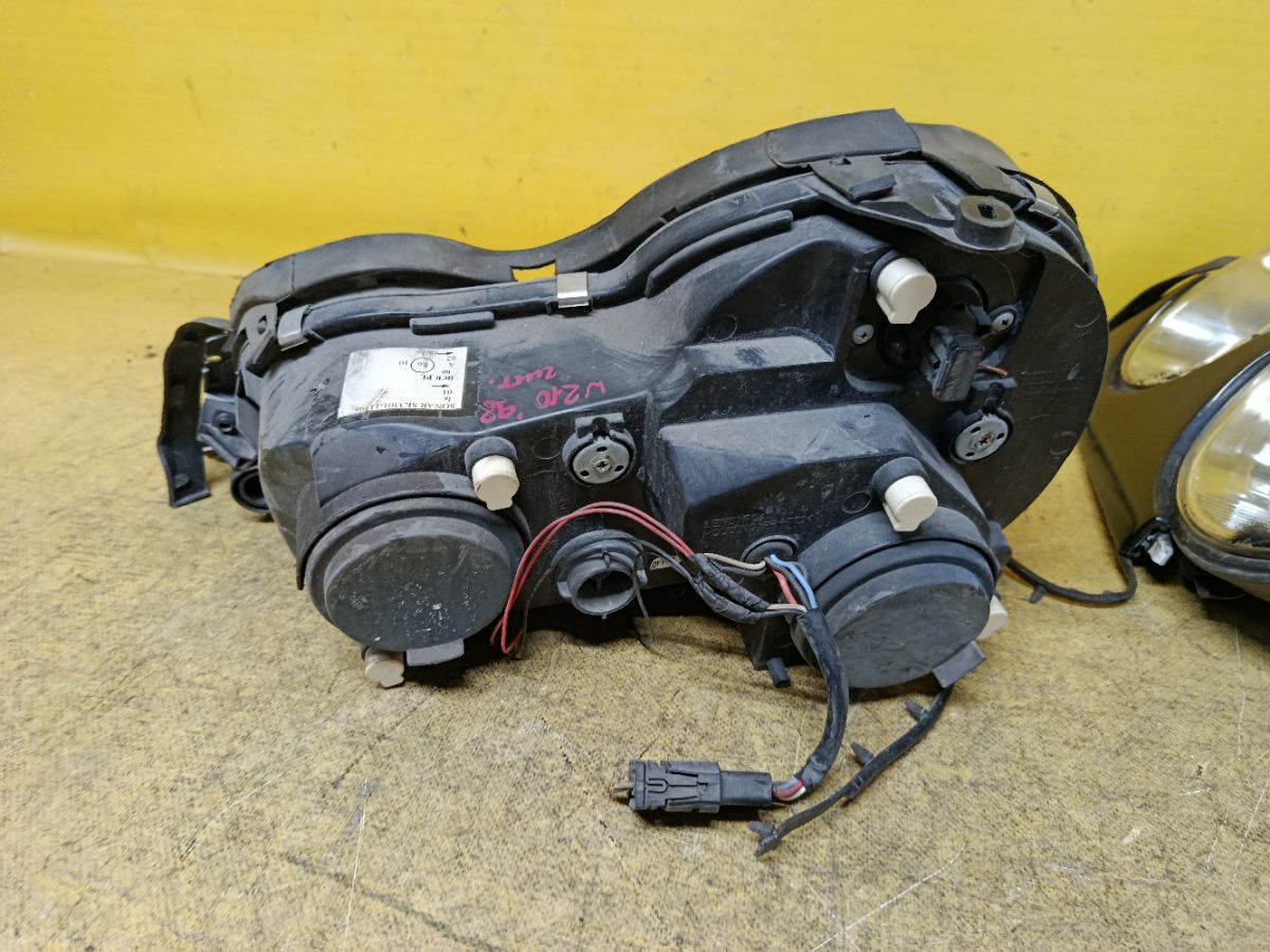 Фара на Mercedes-Benz E-Class W210 Фото 6