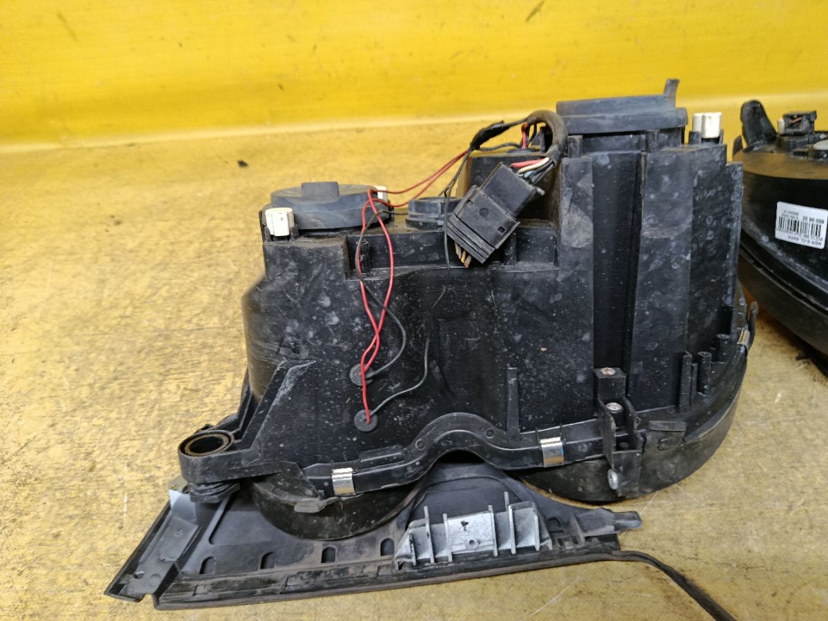 Фара на Mercedes-Benz E-Class W210 Фото 9