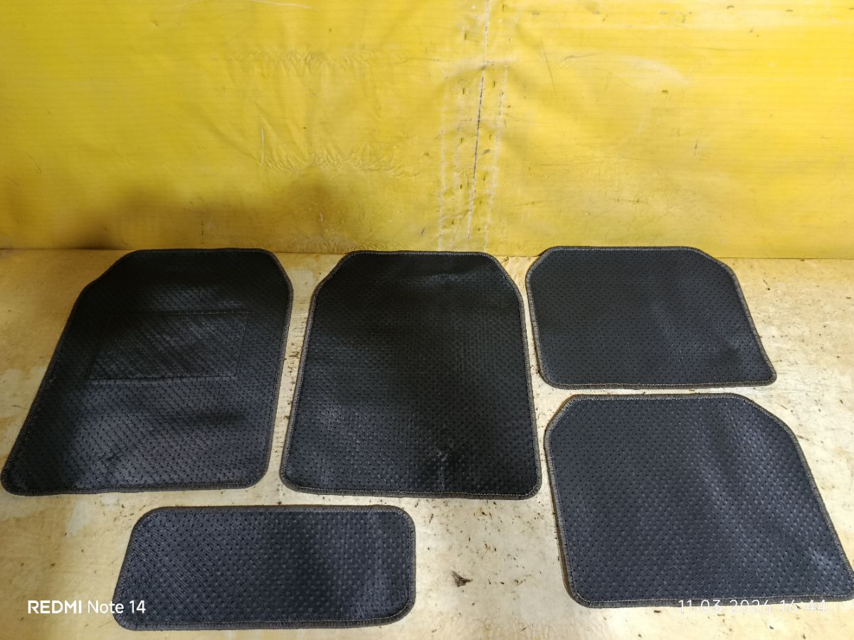 Коврик на Mazda Familia BJ5P Фото 4