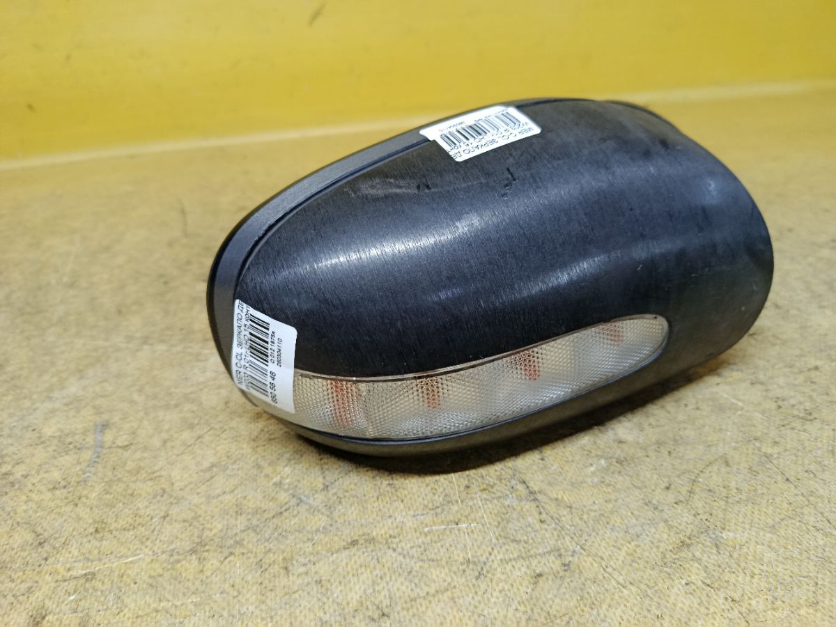 Зеркало двери боковой на Mercedes-Benz C-Class W203 Фото 1