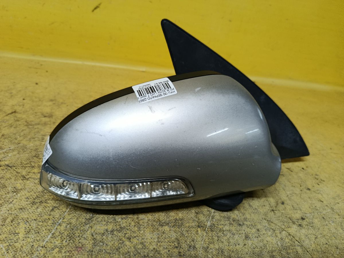 Зеркало двери боковой на Hyundai I30 FD Фото 1