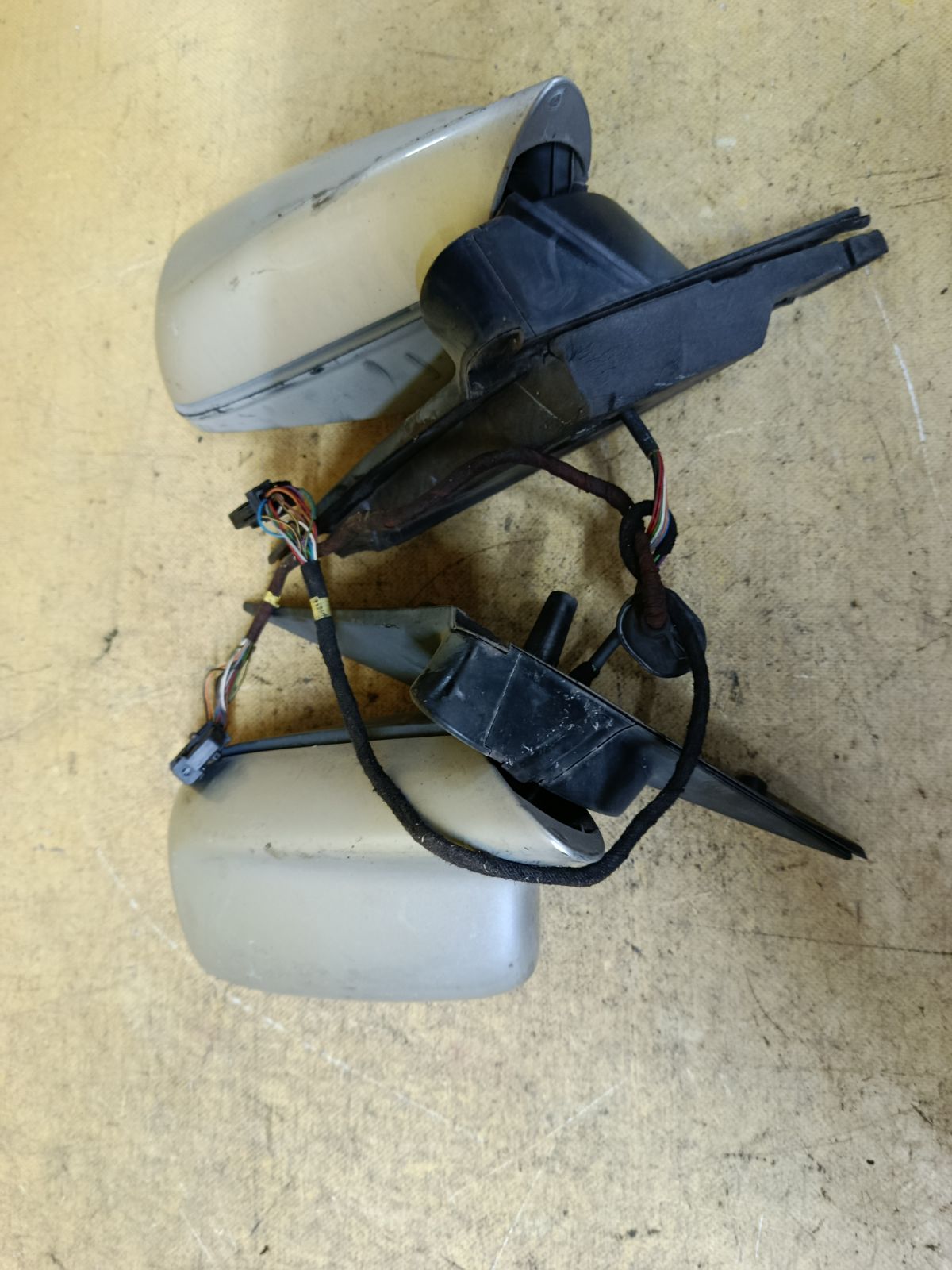 Зеркало двери боковой на Bmw 7-Series E66-HN81 Фото 1