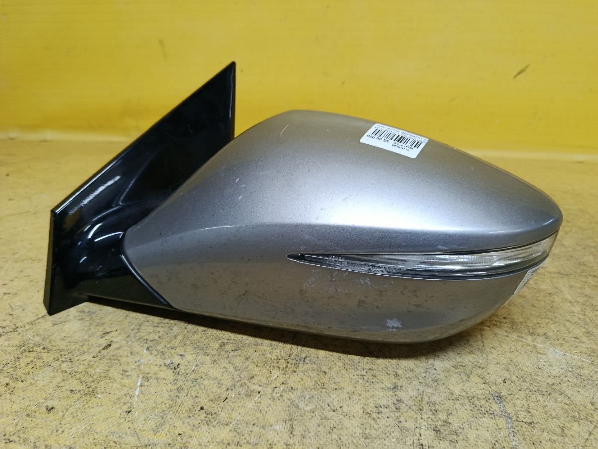 Зеркало двери боковой на Hyundai Sonata YF Фото 1
