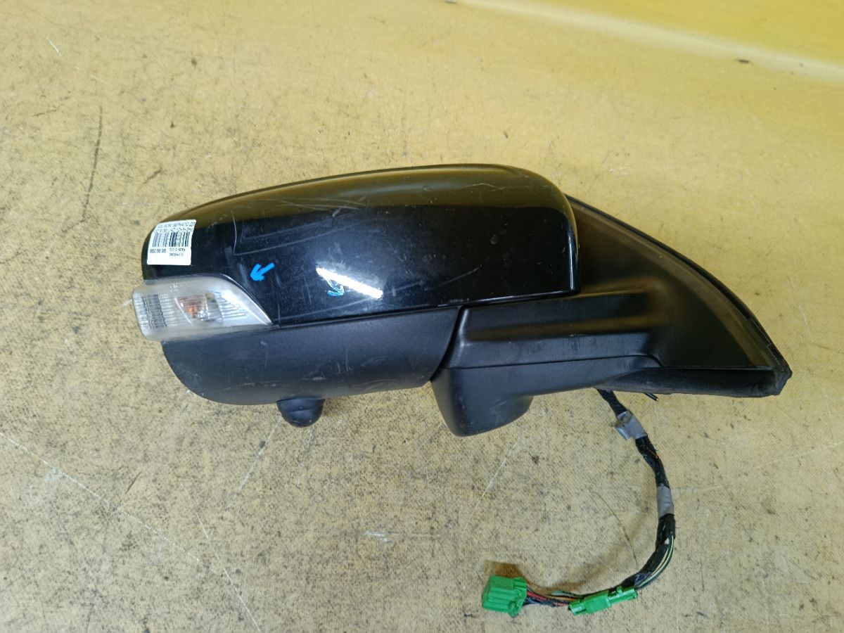 Зеркало двери боковой на Volvo Xc60 DZ Фото 1